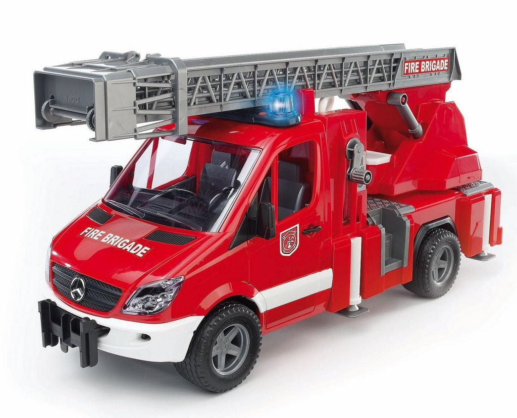 BRUDER 1:16 MB FIRE ENGINE w SLEWING LADDER WATER PUMP