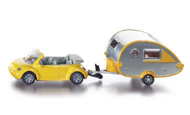 SI1629 CAR WITH CARAVAN