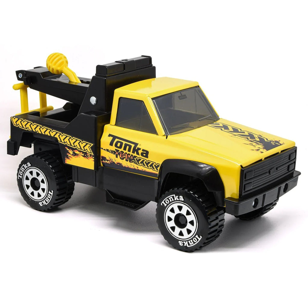 TONKA STEEL CLASSICS TOW TRUCK